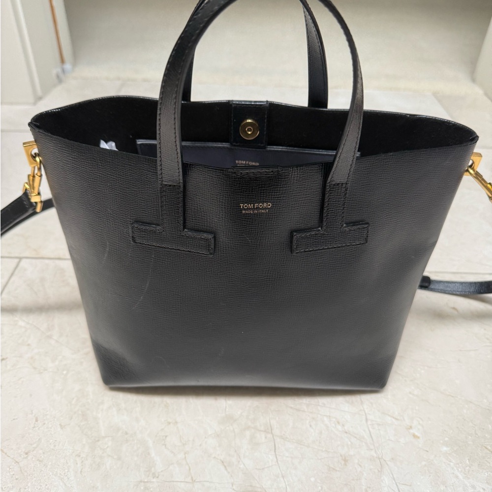 Tom Ford cross body Black Tote with signature “T” straps - Picture 6 of 6